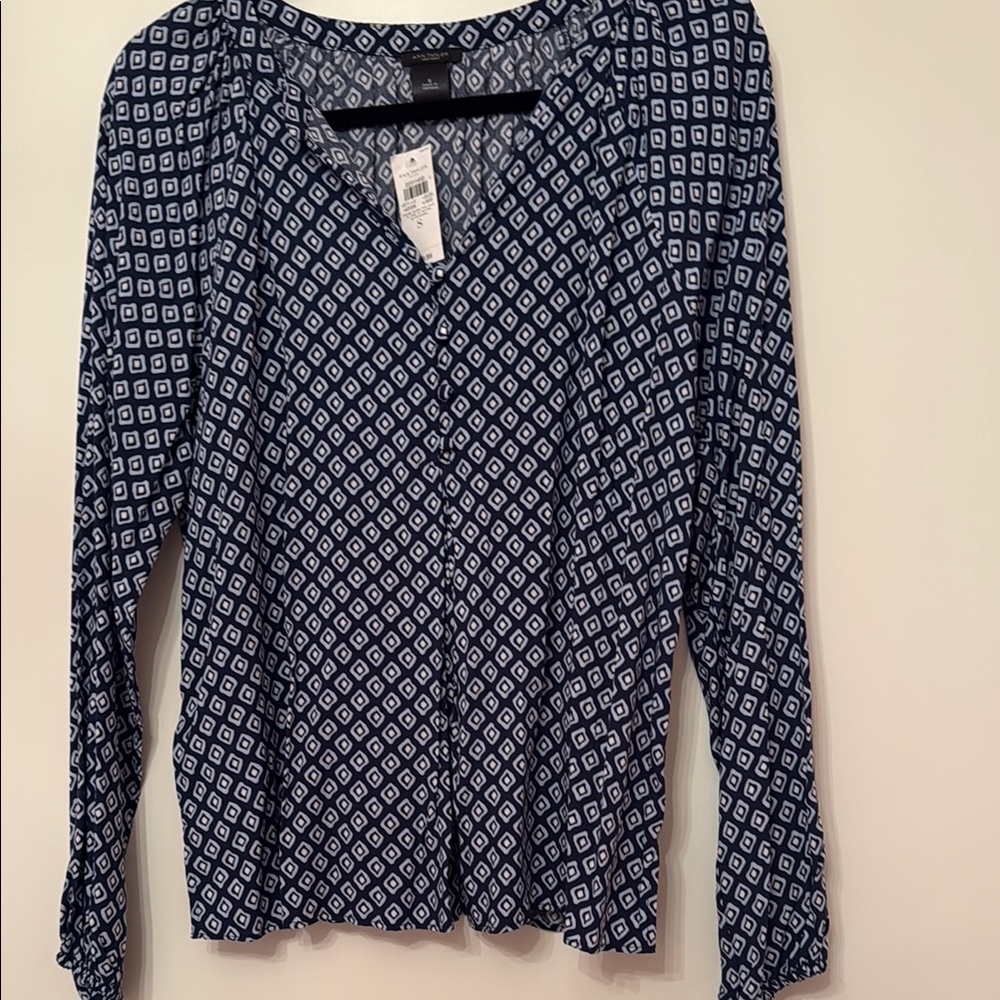 NWT Ann Taylor Factory Blue Buttoned Long Sleeve Blouse
